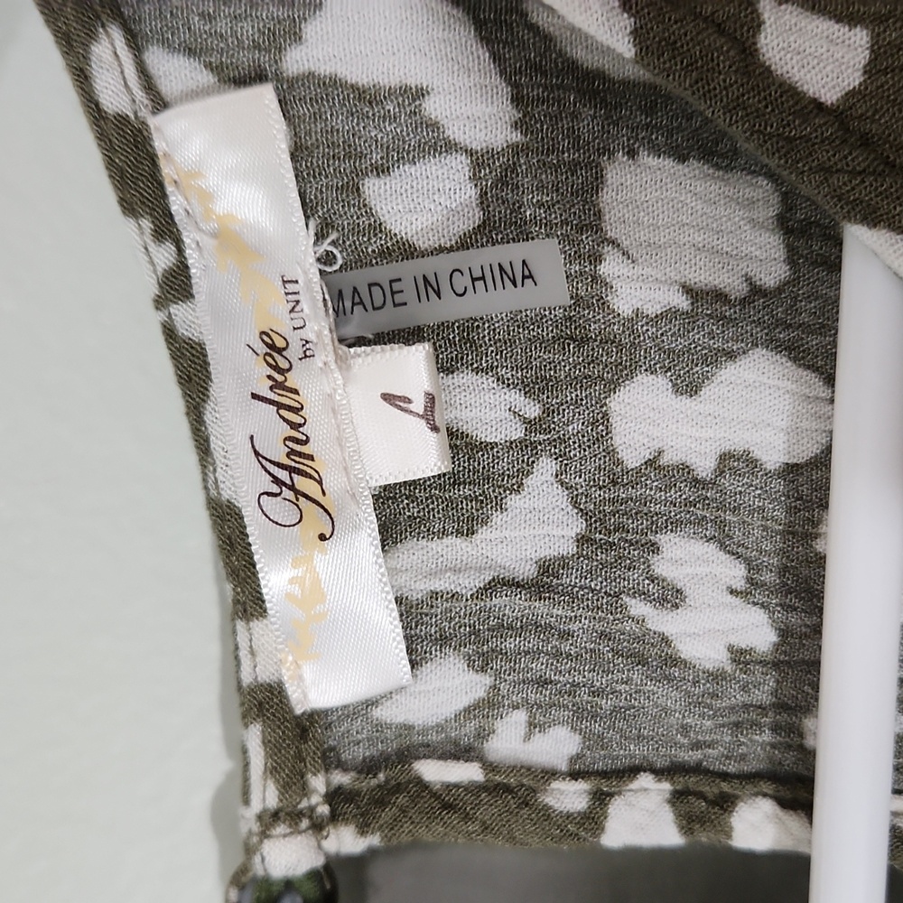 Olive Leopard Print Top - Picture 3 of 7